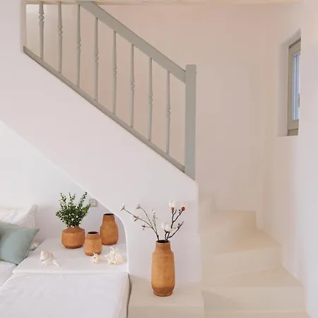 Odyssey Rock Milos Sunset Suites Plaka  Exterior foto