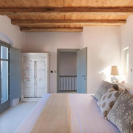 Odyssey Rock Milos Sunset Suites Plaka  Exterior foto