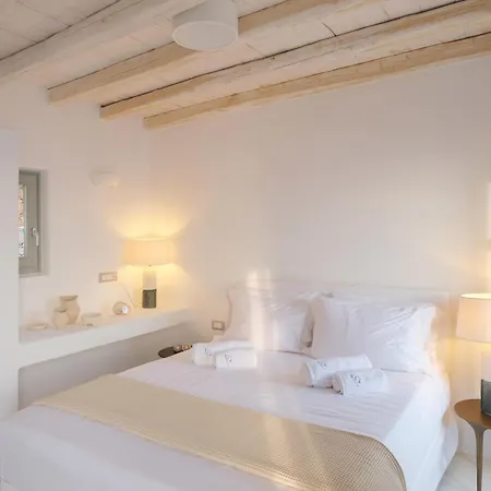 Odyssey Rock Milos Sunset Suites Plaka  Exterior foto
