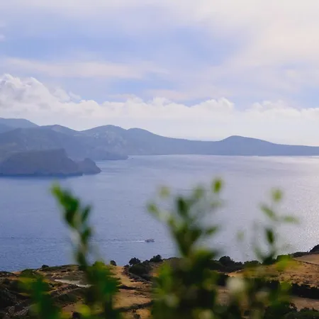 Odyssey Rock Milos Sunset Suites Plaka  Exterior foto