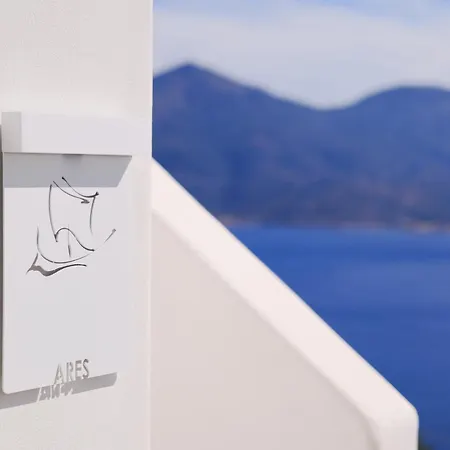 Odyssey Rock Milos Sunset Suites Plaka  Exterior foto