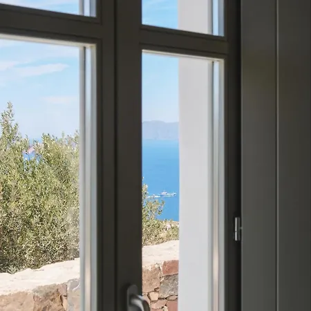 Odyssey Rock Milos Sunset Suites Plaka  Exterior foto