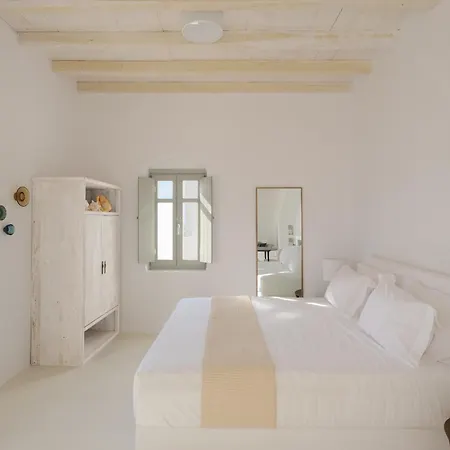Odyssey Rock Milos Sunset Suites Plaka  Exterior foto