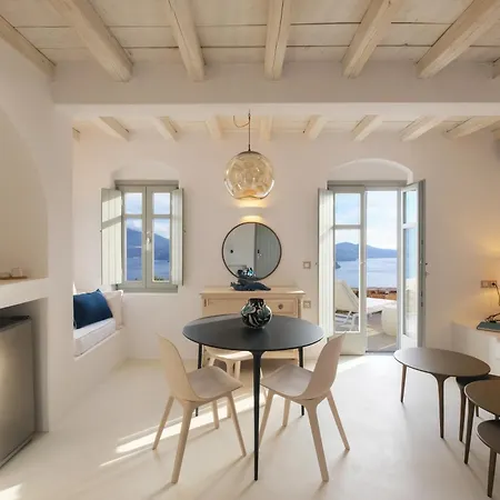 Odyssey Rock Milos Sunset Suites Plaka  Exterior foto