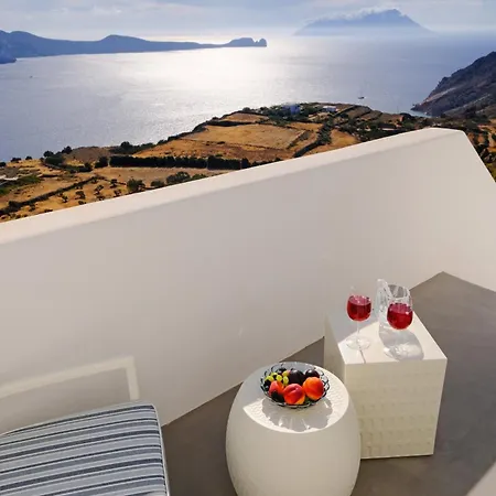 Odyssey Rock Milos Sunset Suites Plaka  Exterior foto