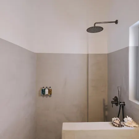 Odyssey Rock Milos Sunset Suites Plaka  Exterior foto