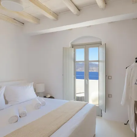 Odyssey Rock Milos Sunset Suites Plaka  Exterior foto