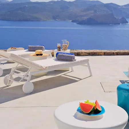Odyssey Rock Milos Sunset Suites Plaka  Exterior foto