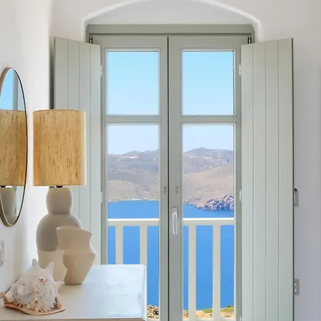 Odyssey Rock Milos Sunset Suites Plaka  Exterior foto