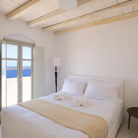 Odyssey Rock Milos Sunset Suites Plaka  Habitación foto