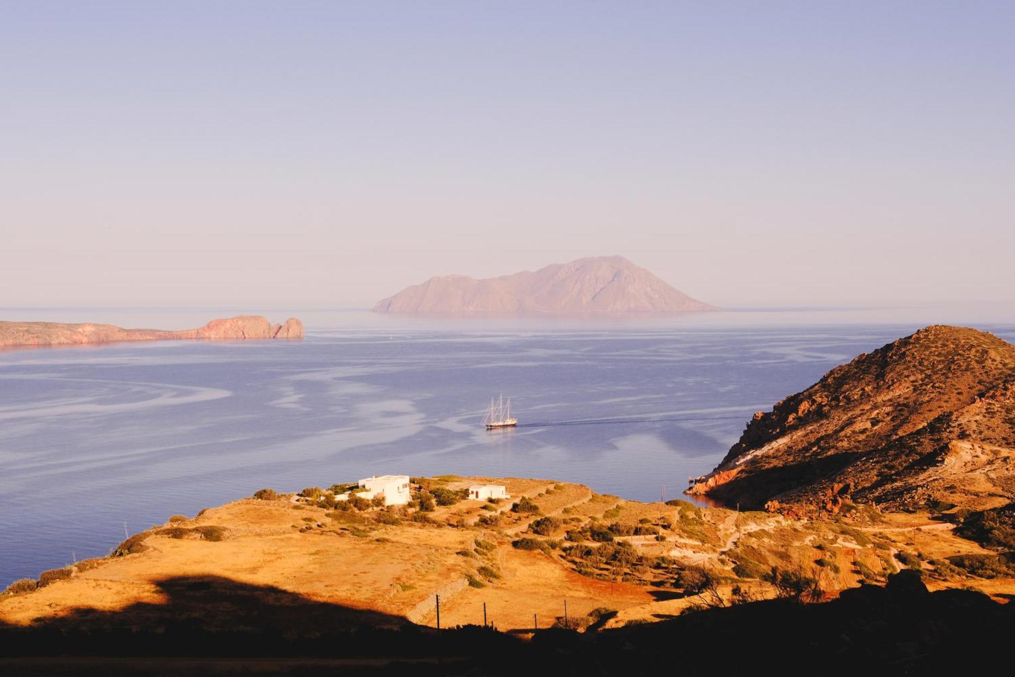Apartment Odyssey Rock Milos Sunset *