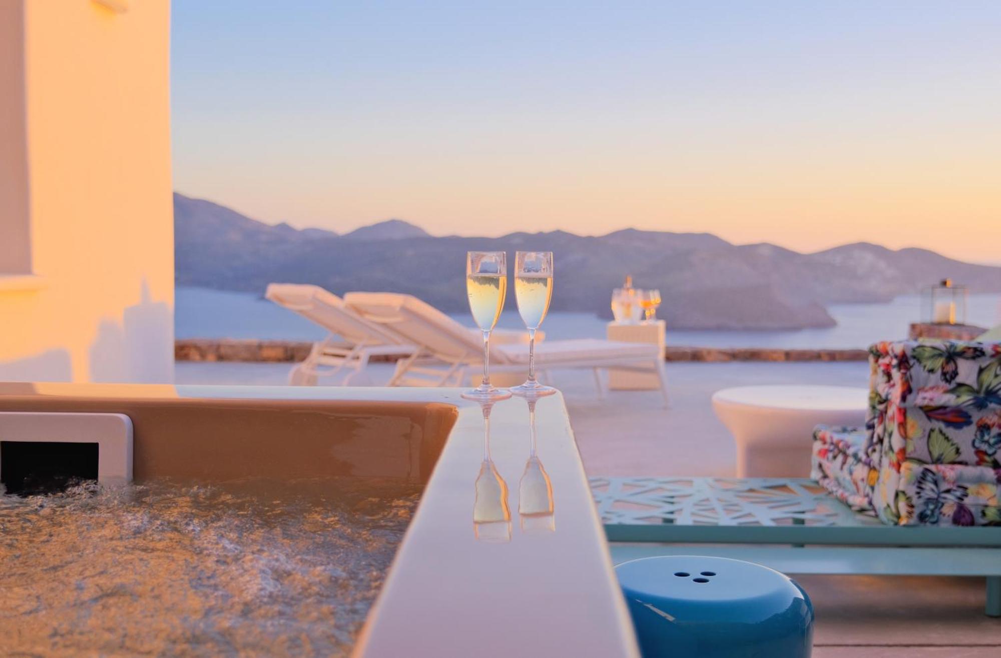Odyssey Rock Milos Sunset Apartment *