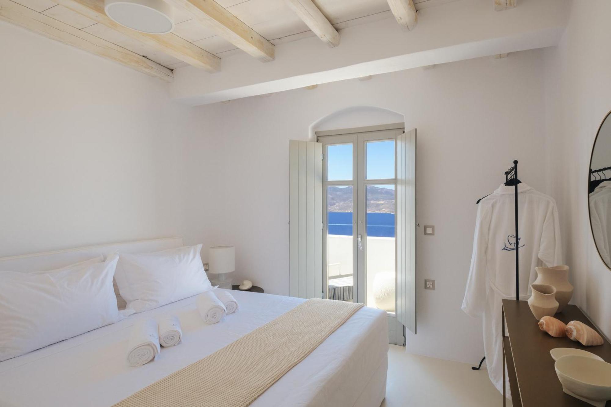 Odyssey Rock Milos Sunset Apartment *