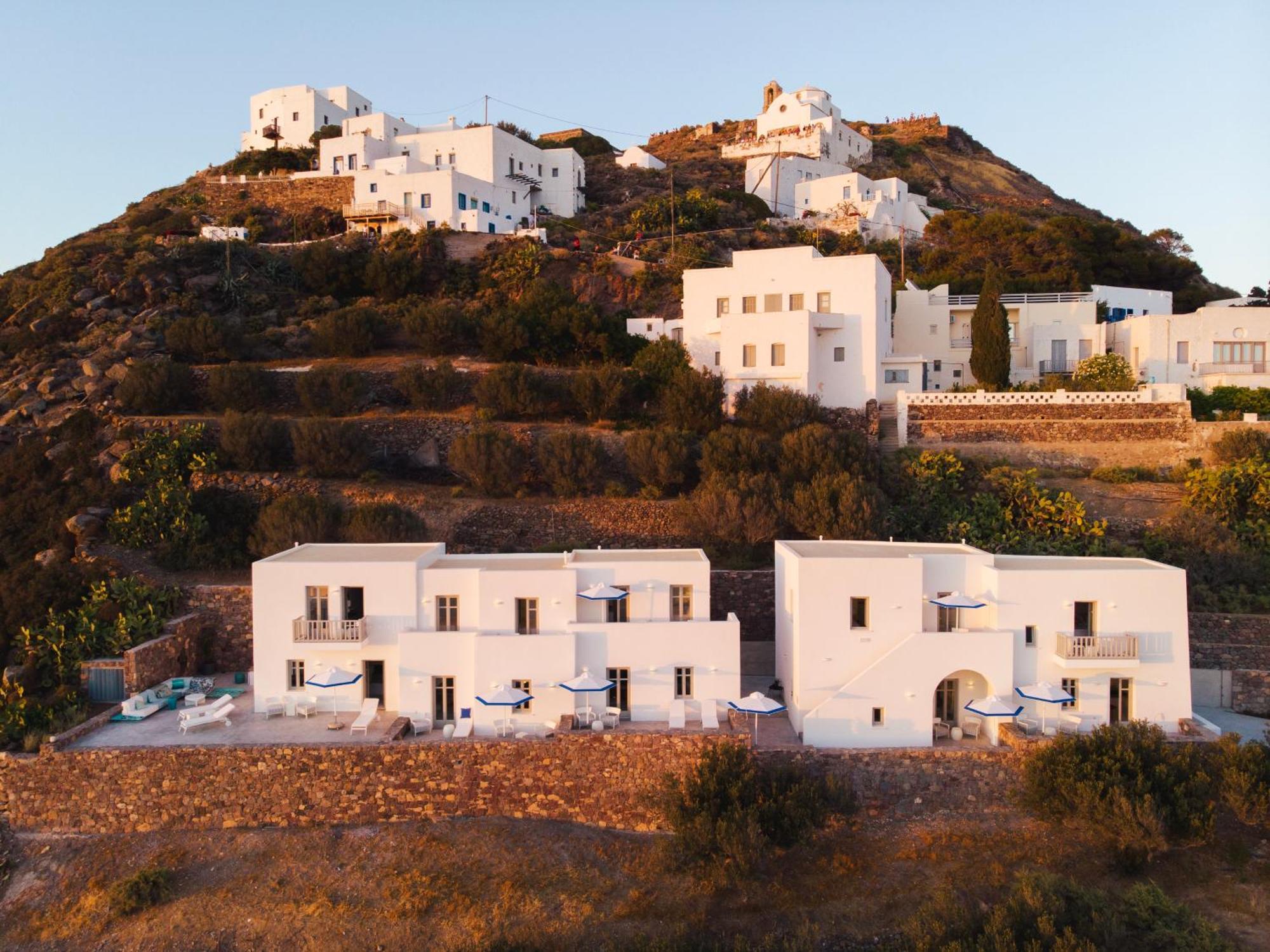 Apartment Odyssey Rock Milos Sunset